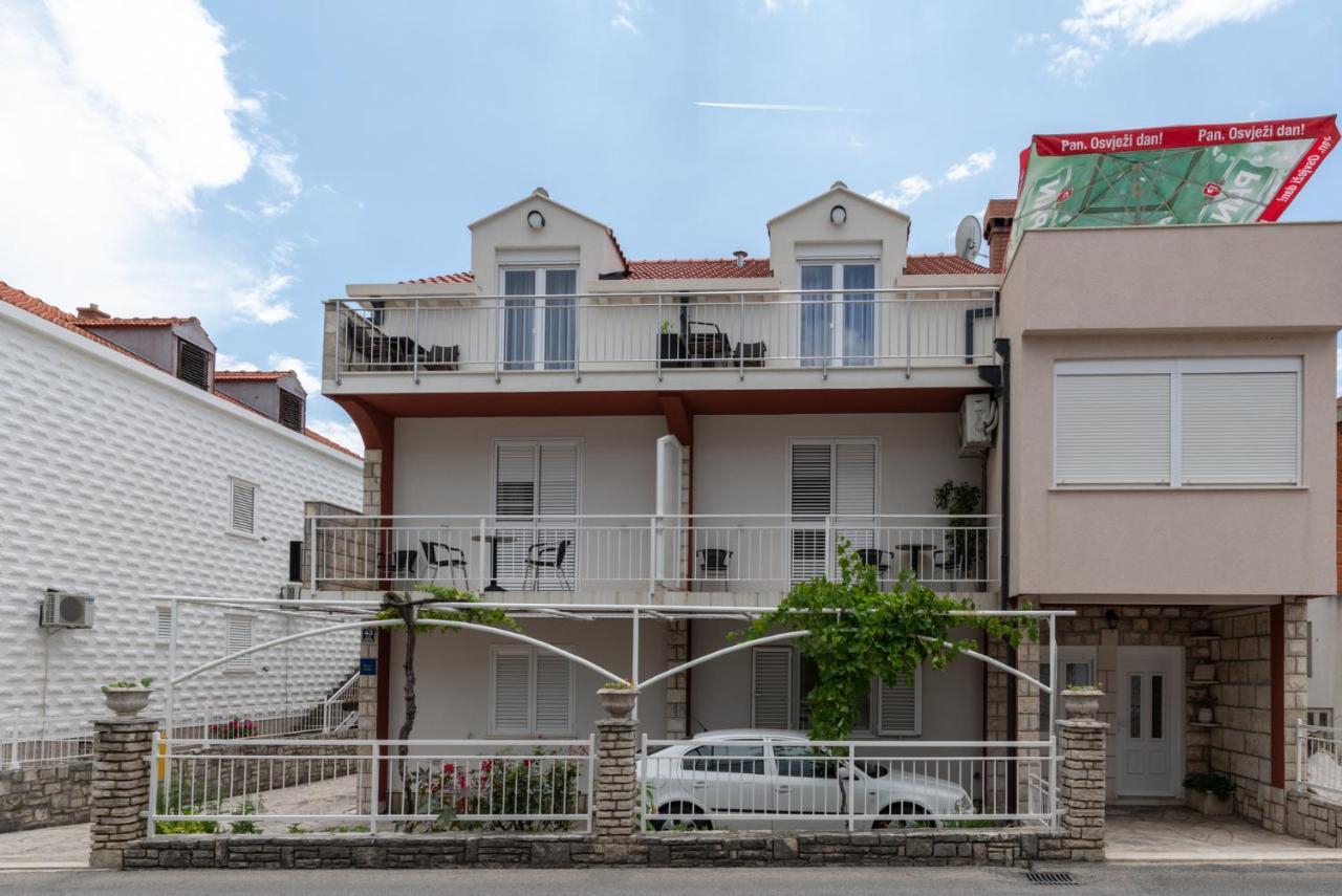 Boksic Apartment